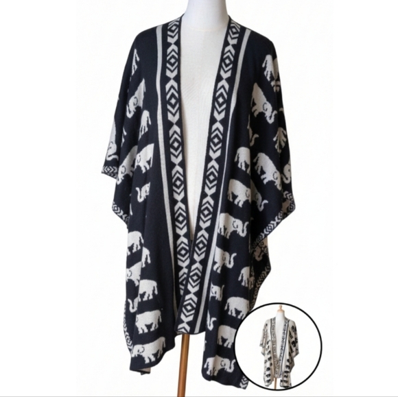 Source Unknown Sweaters - Black & Cream Elephant Pattern Boho Aztec Reversible Knit Sweater Wrap